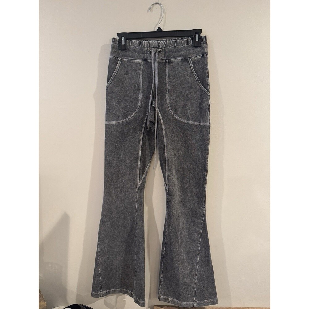 NWOT FP Movement Free People New Flow Flare Leggings Women's Size XS Black
